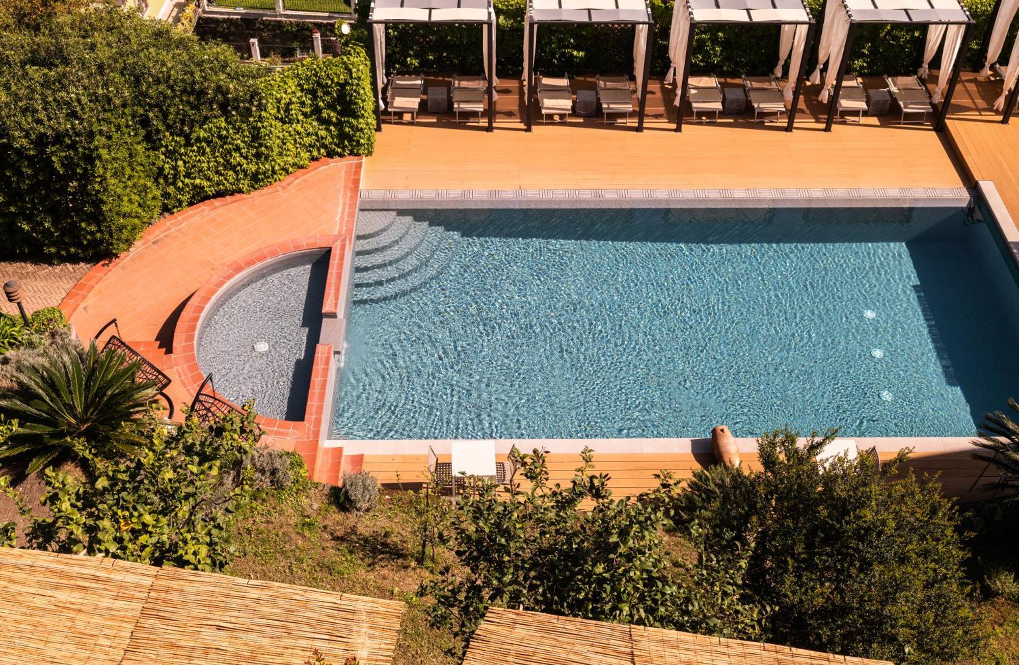 Hotel Villa Edera & La Torretta โมเนเลีย ภายนอก รูปภาพ