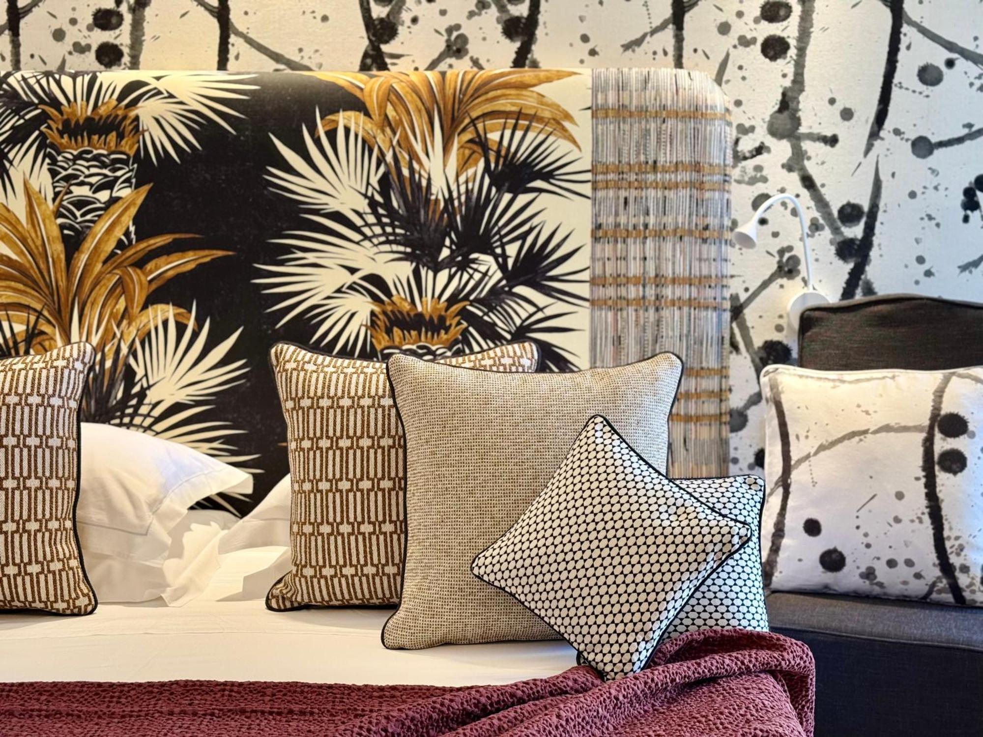 Hotel Villa Edera & La Torretta โมเนเลีย ภายนอก รูปภาพ